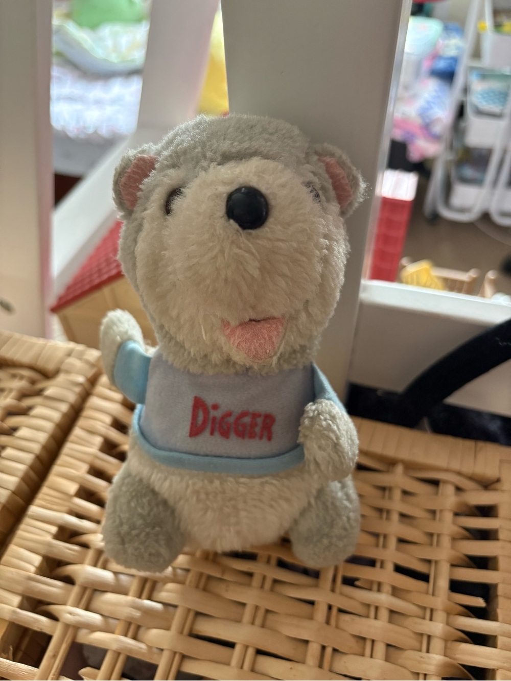 Vintage 1982 Shirt Tales Digger Plush